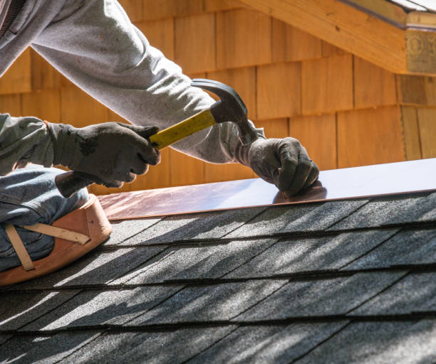 Best Flat Roof Repair Services  in Chetek, WI